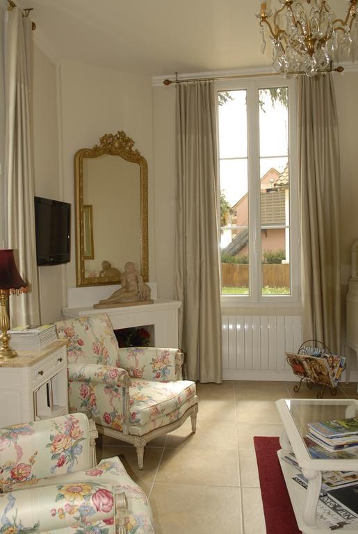 La Grande Maison Bed & Breakfast Bergerac Eksteriør bilde